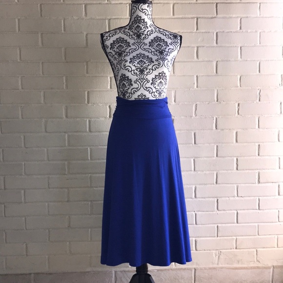 bobeau Dresses & Skirts - Bobeau Blue Midi Skirt